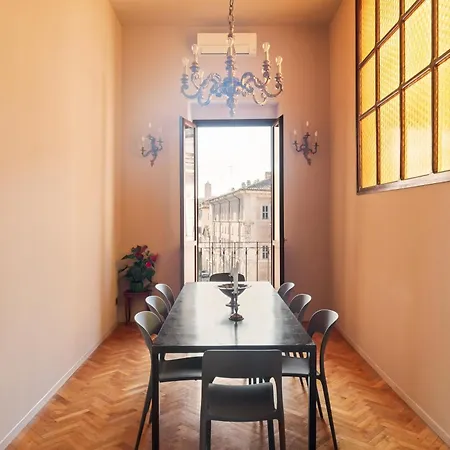 Casa Maestro, A Burghesius Apartment Rome