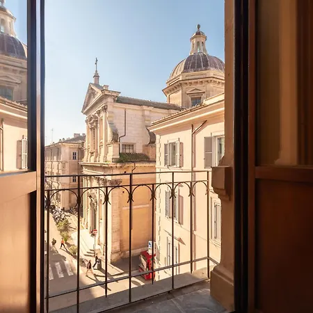 Casa Maestro, A Burghesius * Rome