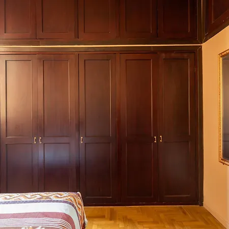 Апартаменты Casa Maestro, A Burghesius