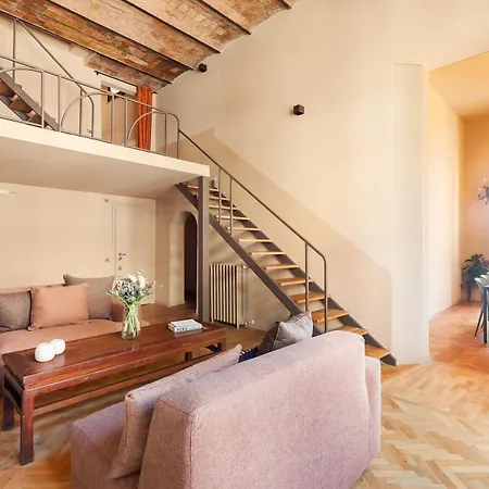 Casa Maestro, A Burghesius * Rom